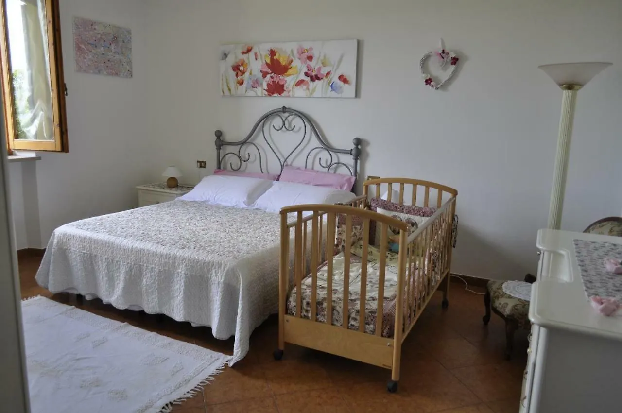דירות פוג'יבונסי La Casa Di Montelonti איטליה